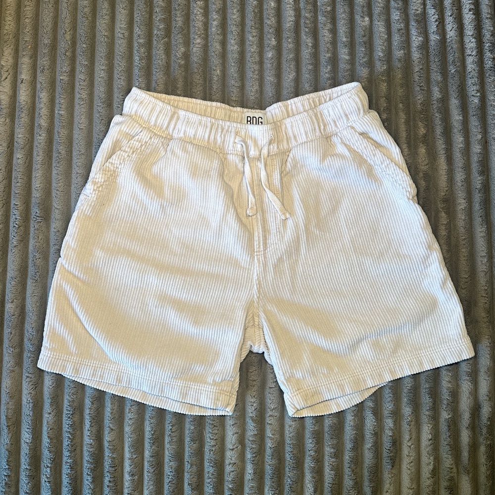 White Men's Shorts